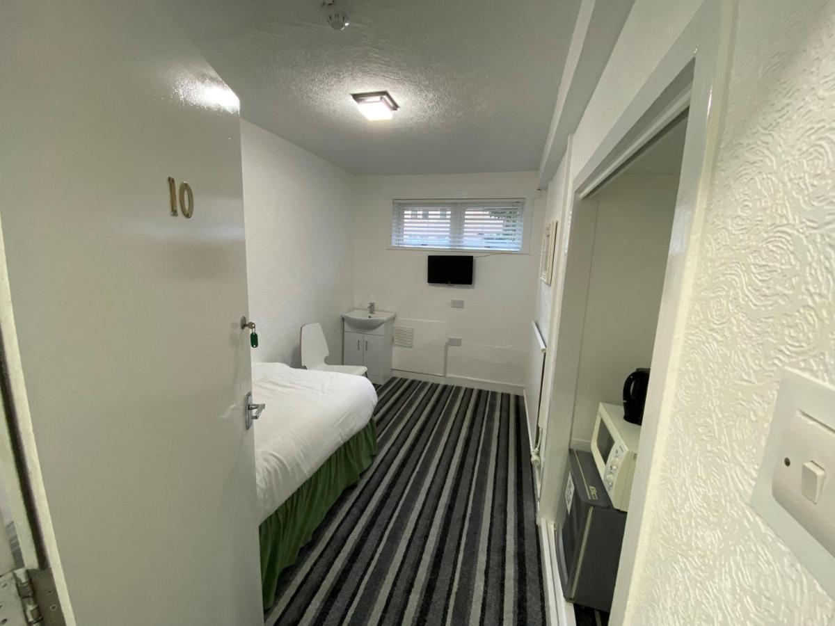 Aaran Central Guesthouse แอเบอร์ดีน ภายนอก รูปภาพ
