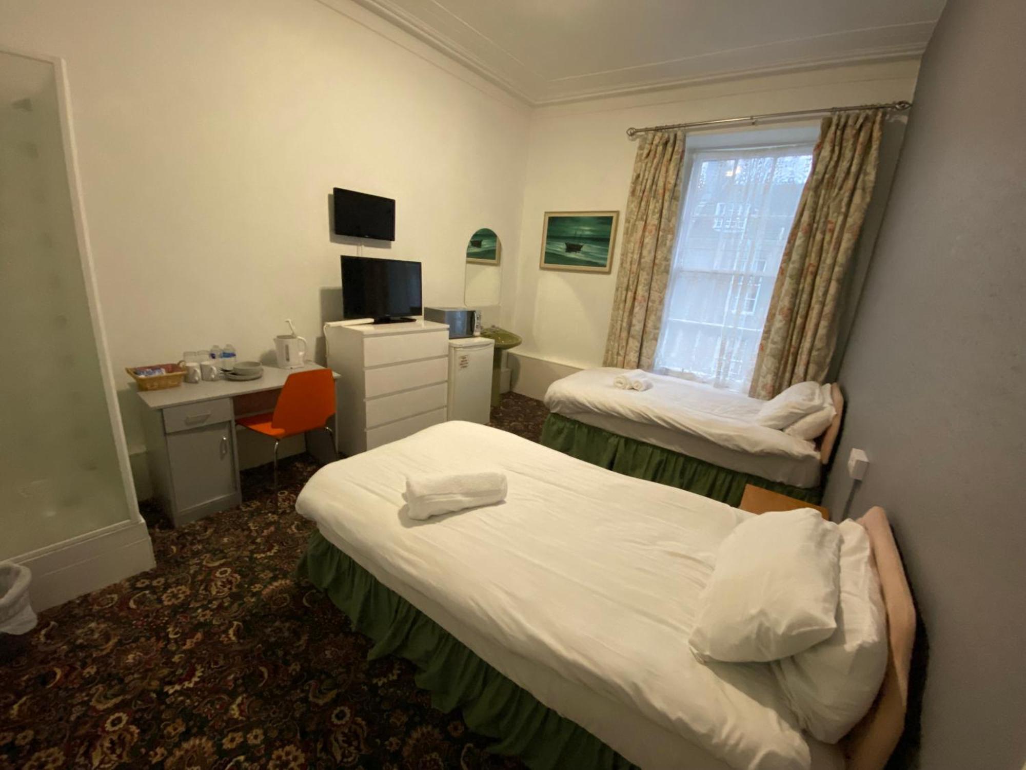 Aaran Central Guesthouse แอเบอร์ดีน ภายนอก รูปภาพ